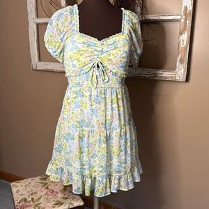 Madden NYC floral mini dress size medium y2k babydoll milkmaid summer romantic f
